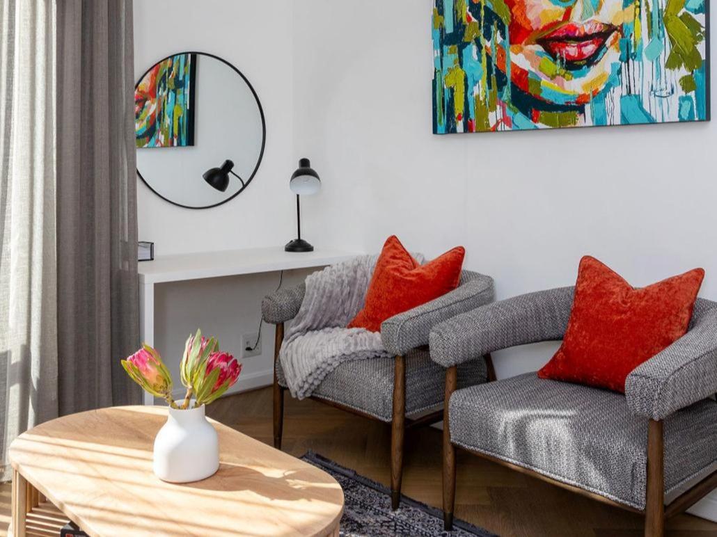 Nine Palms 223b Apartment